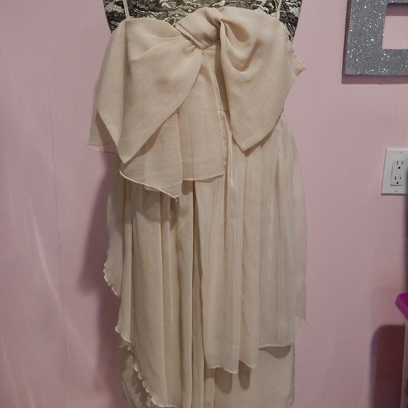 Daisy Shoppe Cream Color Bow Dress Size Large - Picture 1 of 3